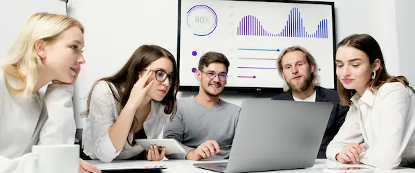 技术与商业融合的工作场景